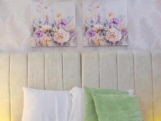 Anita Sage webcam model stream image