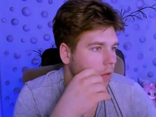 michael-strong webcam camsoda model stream image