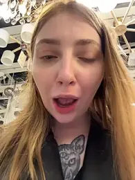 Sunny___Bunny webcam stripchat model stream image