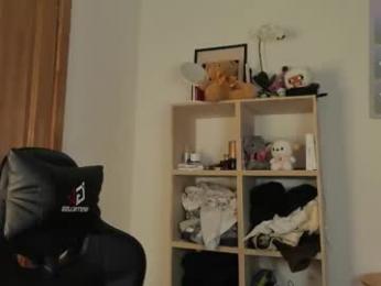 mystic_evan webcam model stream image