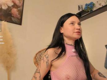 PLUXURY- webcam model stream image