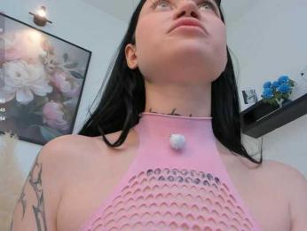 PLUXURY- webcam model stream image