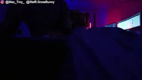 MacTroy webcam model stream image