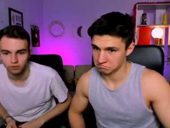 astren_villo webcam model stream image