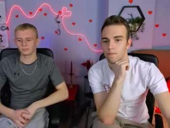 astren_villo webcam model stream image