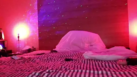 cosmiccloudpig webcam model stream image