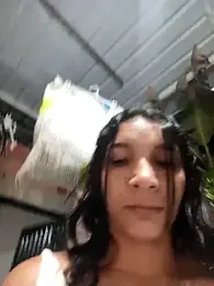 chikivivi- webcam stripchat model stream image