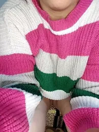 Anal-squirt webcam model stream image