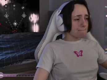 LunaL0ve webcam model stream image