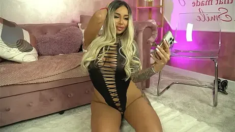 GoldenAmber webcam stripchat model stream image