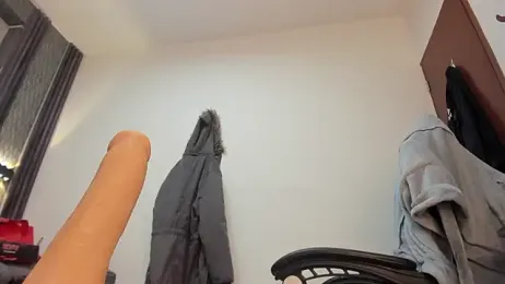 selene_red_ webcam stripchat model stream image