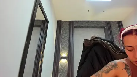 selene_red_ webcam stripchat model stream image