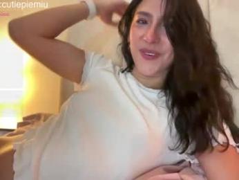 cutiepiemiu webcam chaturbate model stream image
