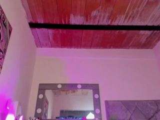 sweet-tiinaa webcam camsoda model stream image