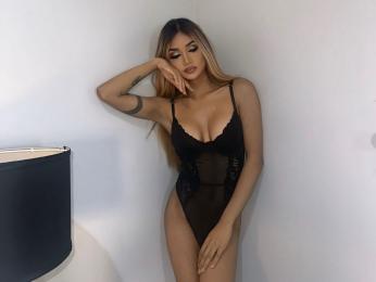 ChelesteRedd webcam model stream image