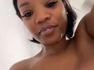 tastethepeach webcam model stream image