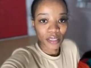 tastethepeach webcam model stream image