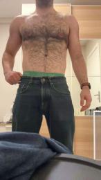WhiteAndHairy webcam cam4 model stream image