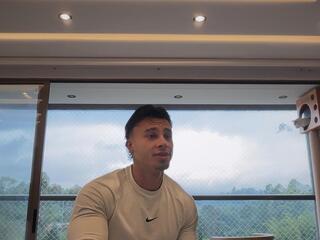 Belami Colton webcam flirt4free model stream image