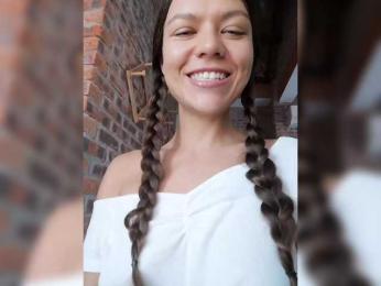 Malisha8 webcam model stream image