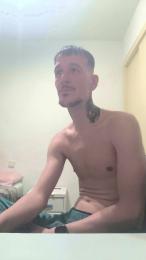 TuuNeenee30 webcam model stream image