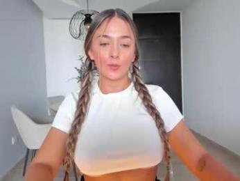 wandathompson_ webcam model stream image