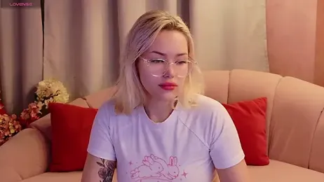 LIA_KITTY webcam model stream image