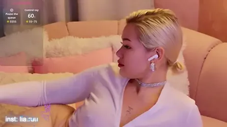 LIA_KITTY webcam model stream image