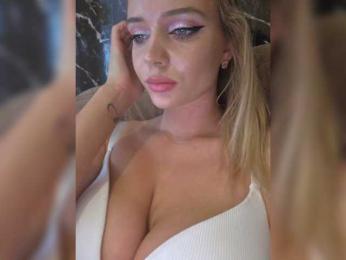 BielkA-4 webcam bongacams model stream image