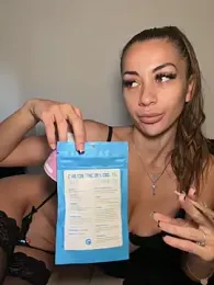 Badcrystal webcam model stream image