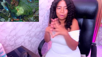 KateLovings webcam model stream image