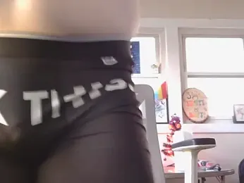 Gaymer_Faerie webcam model stream image