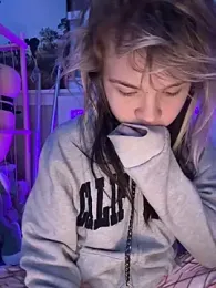 Cutiepiespanks webcam stripchat model stream image