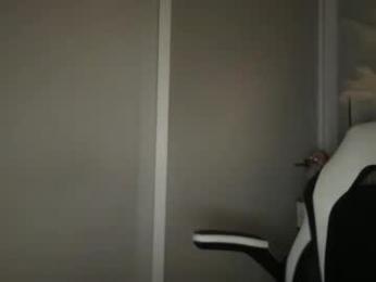 _natycutei19 webcam model stream image