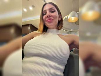 JuliaDragon webcam bongacams model stream image