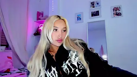 _viioletweekend_ webcam model stream image