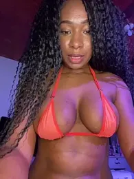 AnnaHott- webcam model stream image