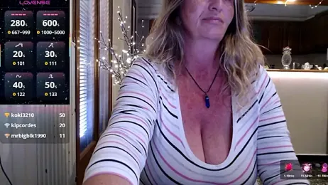 JennaDeluxe webcam stripchat model stream image