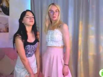 caroline_hey webcam model stream image