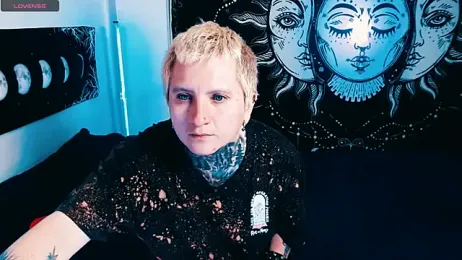 Marieblueeyes webcam model stream image