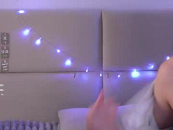 vivid_girls webcam chaturbate model stream image