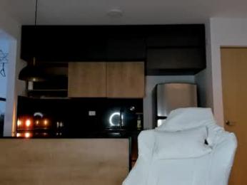 reichel_gray webcam chaturbate model stream image