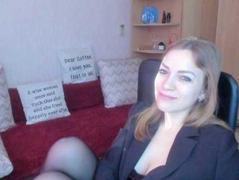 SilviaSweet webcam model stream image