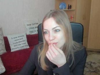 SilviaSweet webcam model stream image