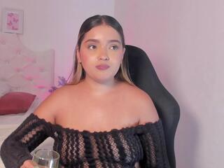 Emiily Oweens webcam model stream image