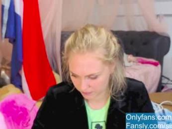 siswet19 webcam chaturbate model stream image