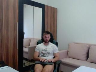 Darius Giles webcam model stream image