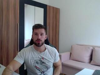 Darius Giles webcam model stream image