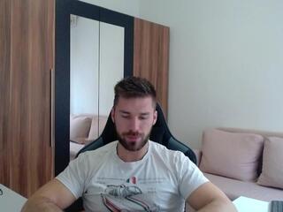 Darius Giles webcam model stream image