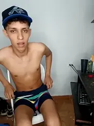 Alayn_sexy_ayes webcam model stream image